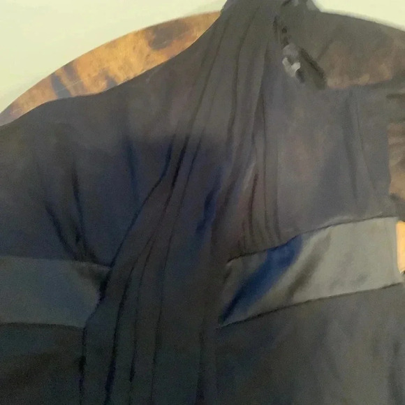 White House Black market one shoulder black dress - Picture 2 of 8